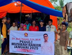 Terdampak Banjir,Anggota DPR RI Bob Hasan Berikan Bantuan terhadap warga